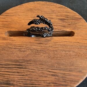 Hand Crafted Midnight Claw Ring